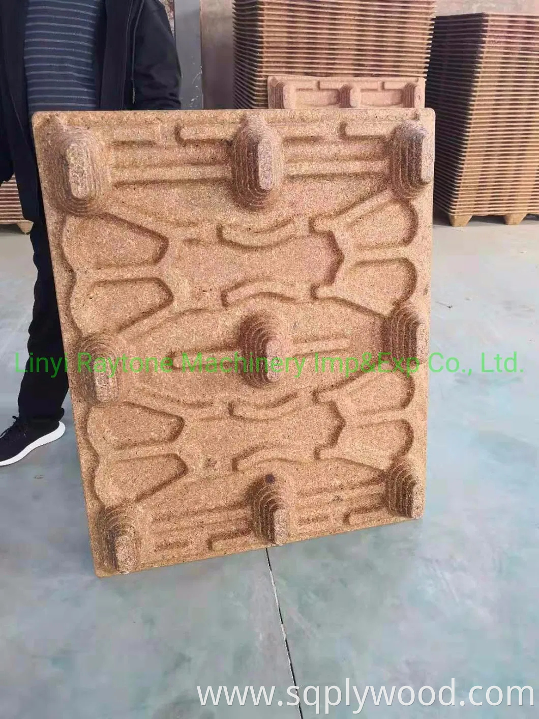 Free Fumigation High Pressure Compressed Moulding Wooden Pallet